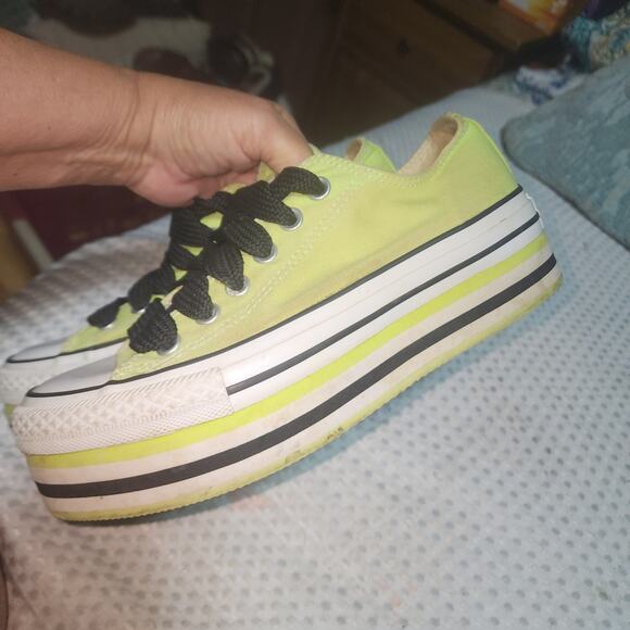 CONVERSE GUC WOMENS SZ 7 PLATFORM SNEAKER SHOES - Picture 6 of 9